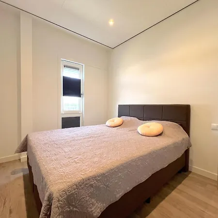 Apartment Havenzicht Maasbommel