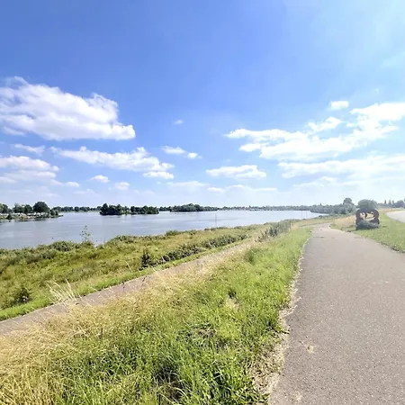 Havenzicht Apartment Maasbommel